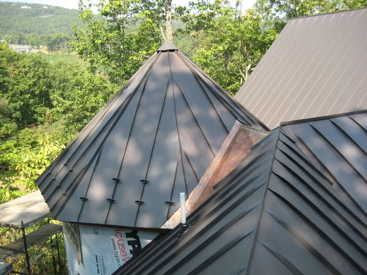 Professional Roof Tarp Installation by Craftsman Roofing in River Trails